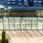 Parking Y Padel A 9 Min Playa Poniente Benidorm