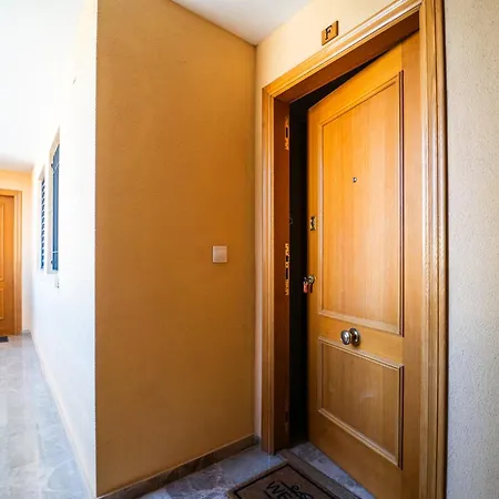 Parking Y Padel A 9 Min Playa Poniente Апартаменты Бенидорм