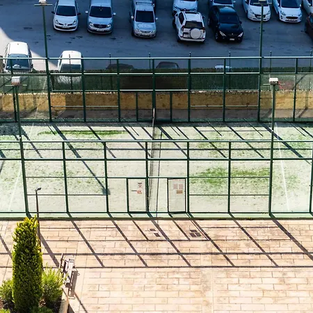 Parking Y Padel A 9 Min Playa Poniente בנידורם