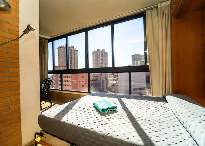 Parking Y Padel A 9 Min Playa Poniente * Бенидорм