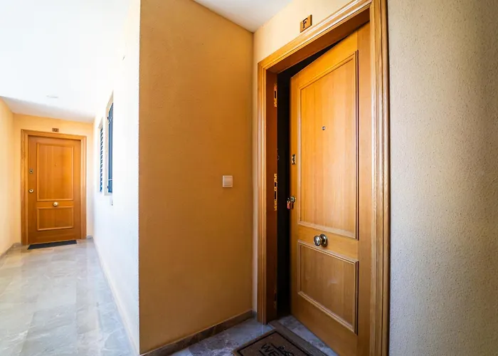 Parking Y Padel A 9 Min Playa Poniente Апартаменты Бенидорм