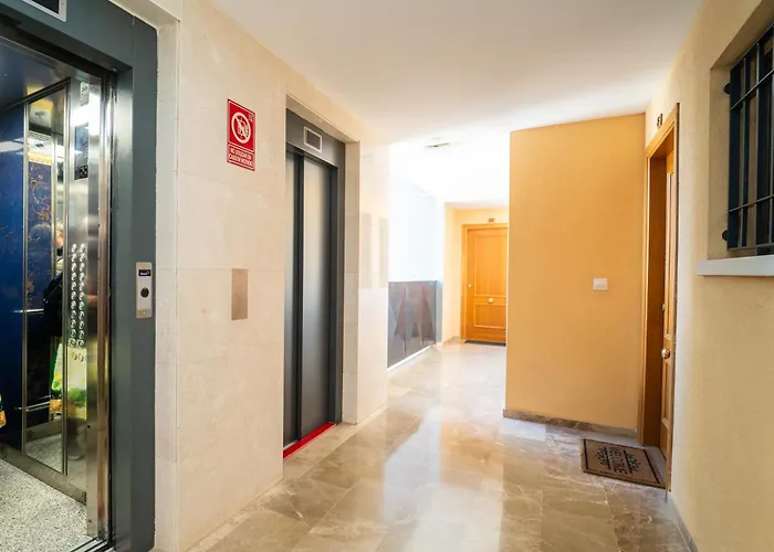 Parking Y Padel A 9 Min Playa Poniente * Бенидорм
