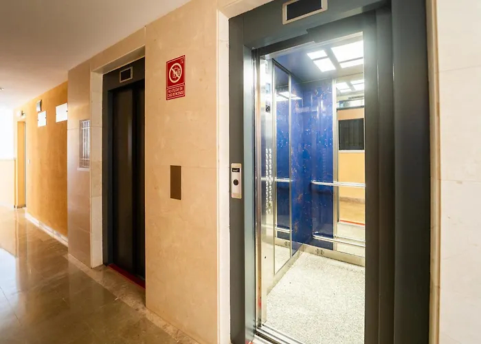 Апартаменты Parking Y Padel A 9 Min Playa Poniente Бенидорм