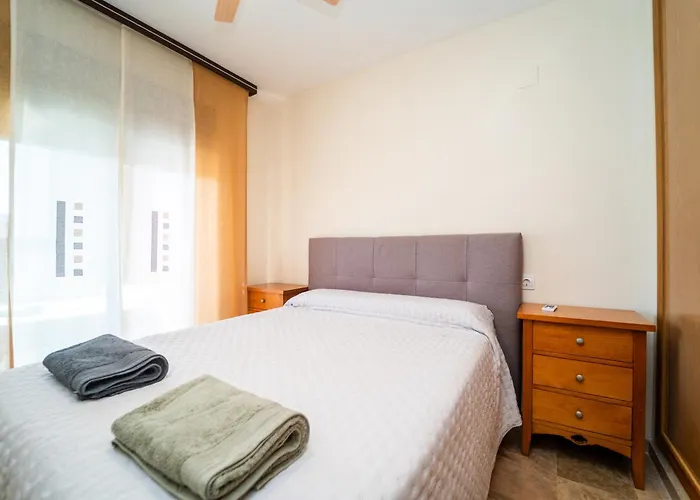 Parking Y Padel A 9 Min Playa Poniente Апартаменты *